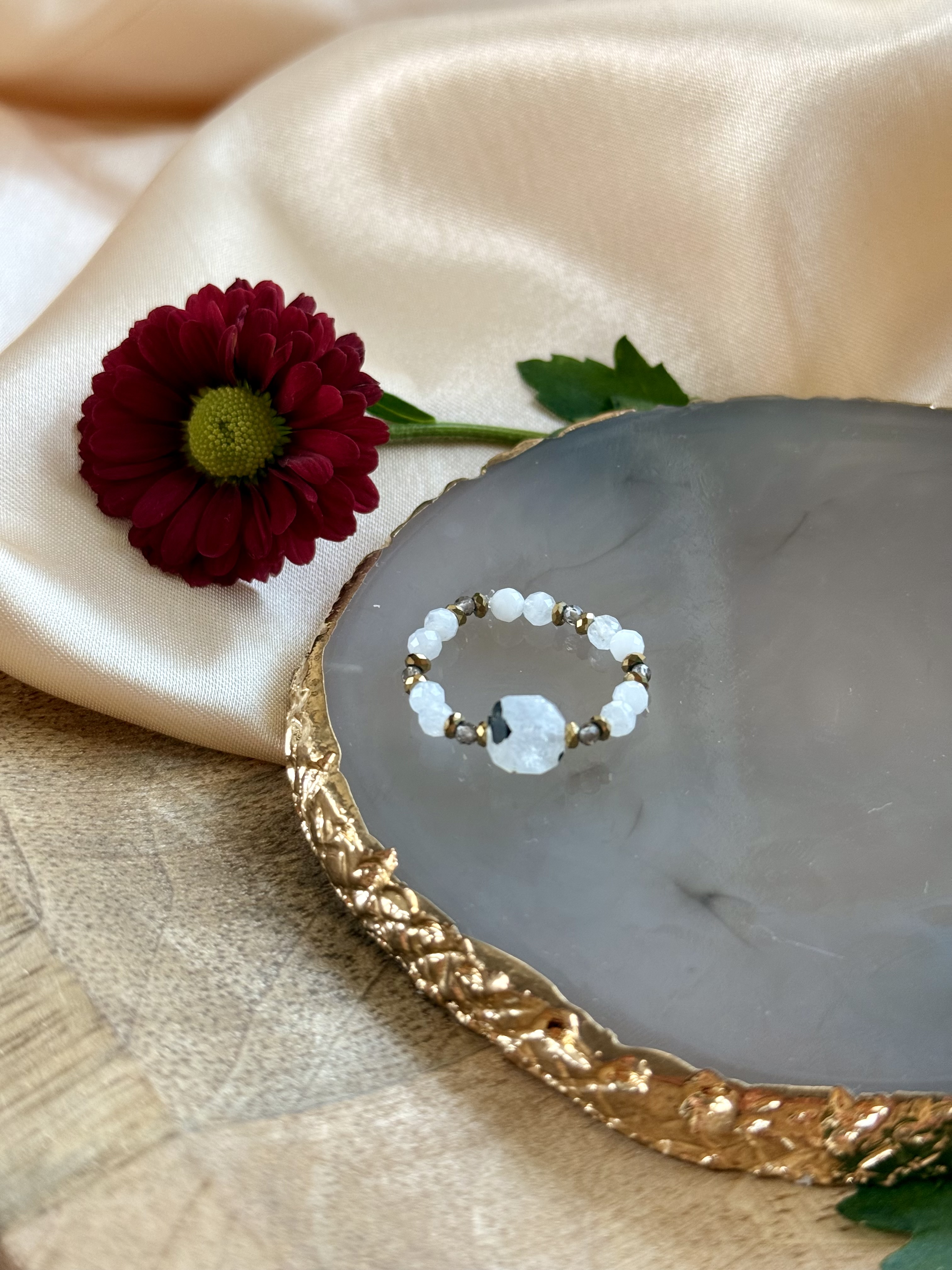 Pierścionek Kamień Księżycowy